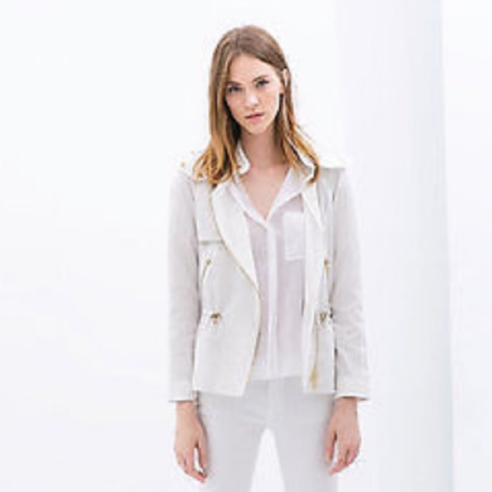 Zara white jacket with hood and zippers